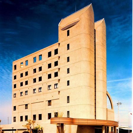 Sakaide Plaza Hotel Екстериор снимка